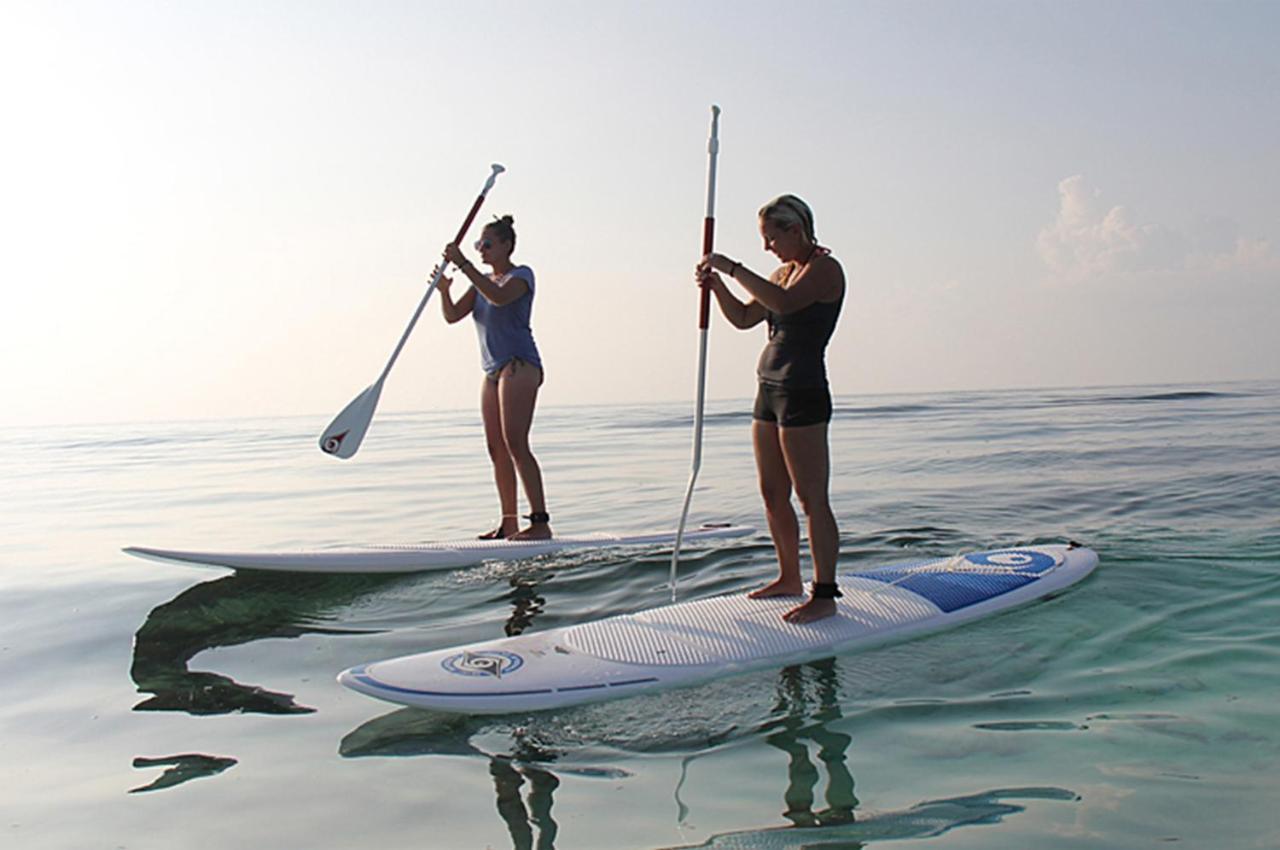 Palm Gate Maldives Hotel Thulusdhoo Exterior photo